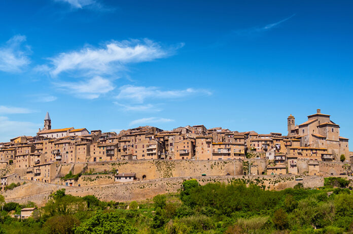 Grotte-di-Castro Grotte-di-Castro