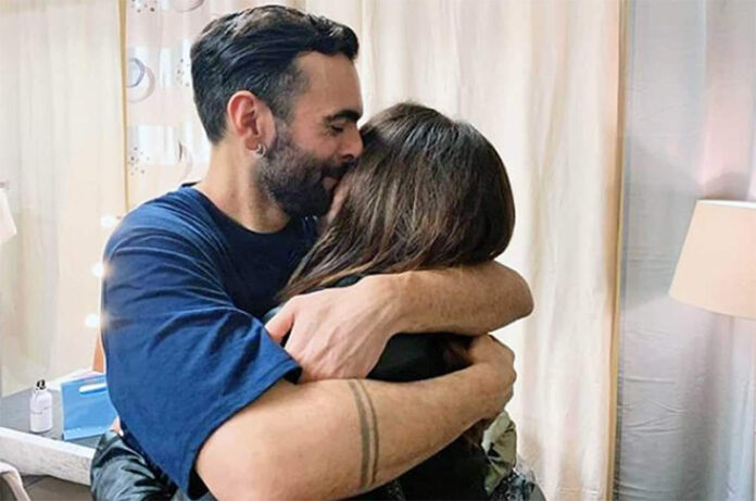 Marco Mengoni con la mamma Nadia
