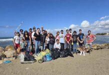 "Ripuliamo la spiaggia"