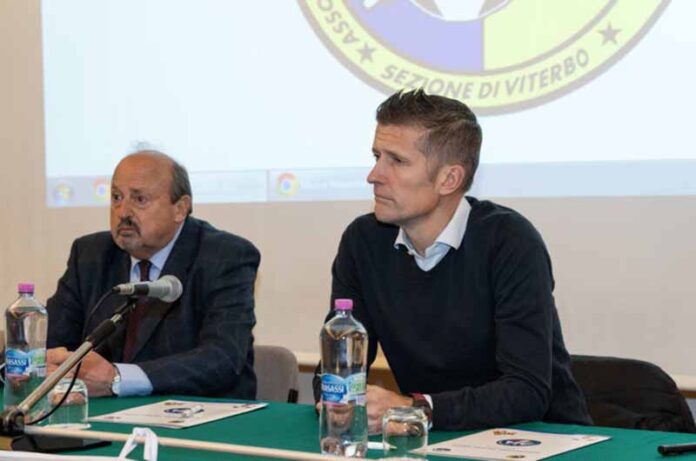 gasbarri e l'arbitro internazionale orsato copia