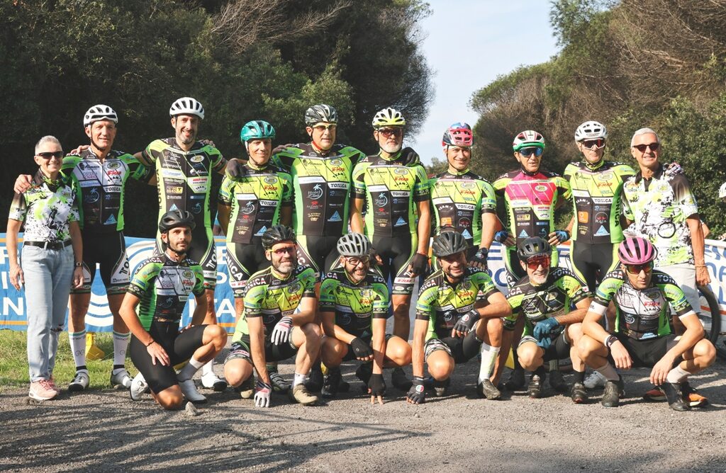 Mtbsan 30102024 Gli atleti del team prima della partenza ad Ostia