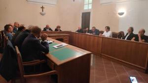 riunione del cda università agraria di tarquinia nella sala manutenzionata