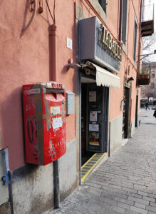 2d8a5fff-9224-43d2-a78b-30c765cbeb79