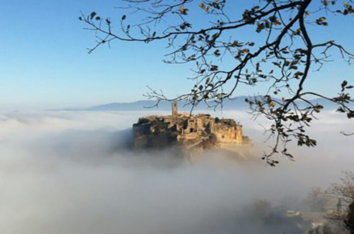 CivitaconNebbia