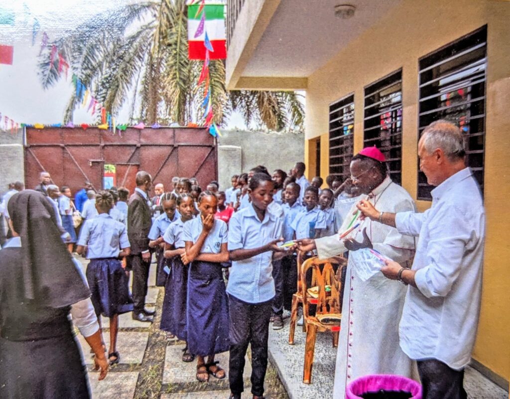 inaugurazione scuola Mikondo nel 2015