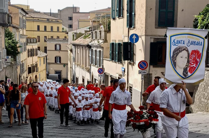 Minimacchina quartiere Santa Barbara Minimacchina quartiere Santa Barbara