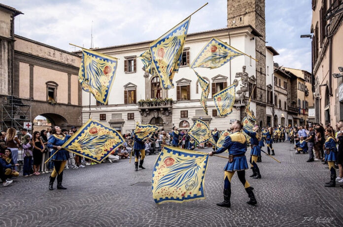 Sbandieratori e Musici Santa Rosa da Viterbo
