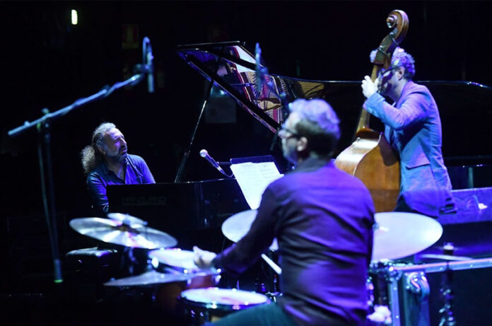 StefanoBbollaniDanishTrio