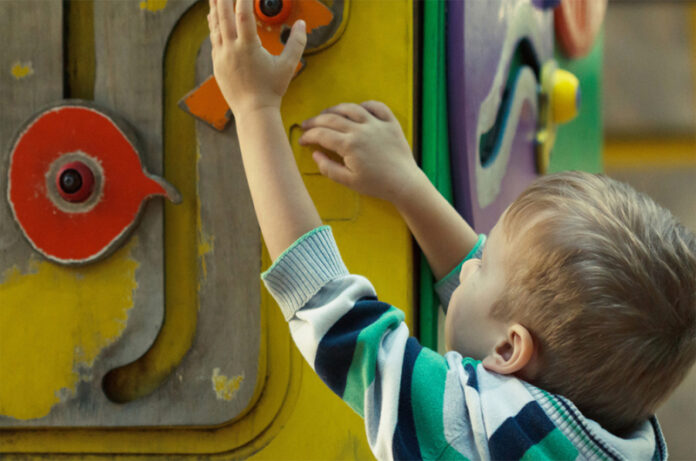 autismo-diagnosi precoce autismo-diagnosi precoce