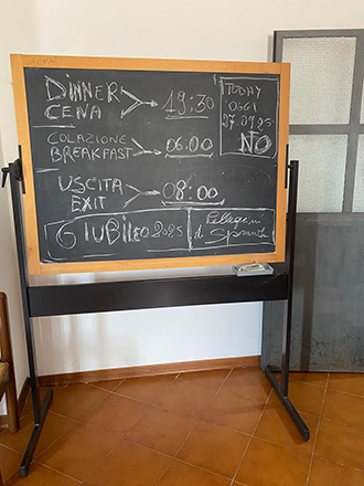 lavagna di appunti per i pellegbrini