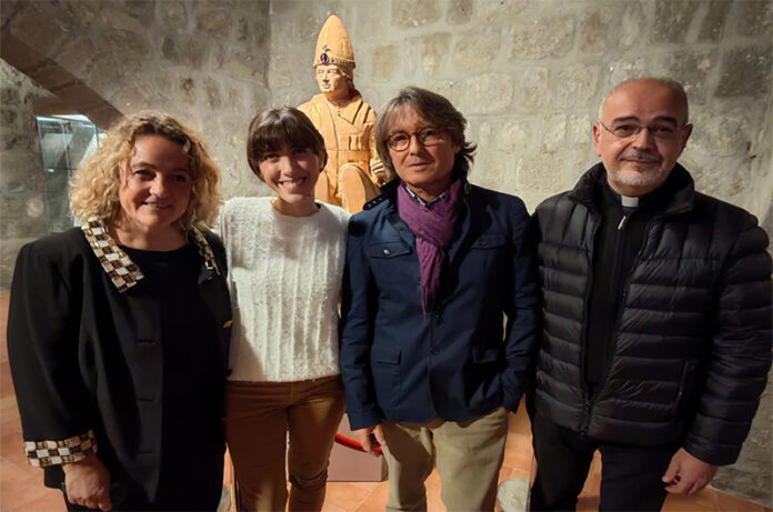 'Eco del Sacro' di Francesco Capotosti al Museo Colle del Duomo 'Eco del Sacro' di Francesco Capotosti al Museo Colle del Duomo