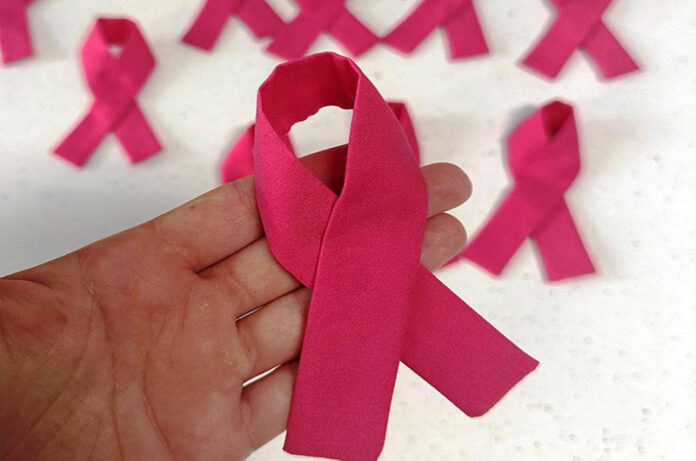 Il fiocco realizzato da Maria Vittoria Bordo dell'omonima sartoria copia