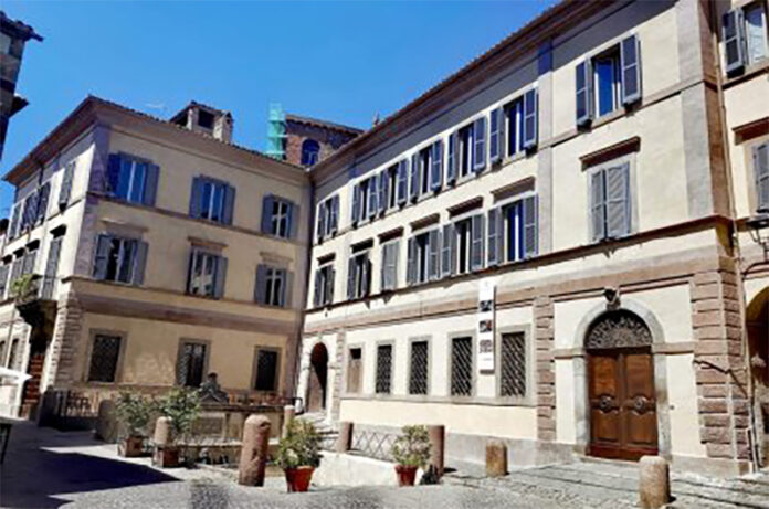 Palazzo Cozza Caposavi Palazzo Cozza Caposavi