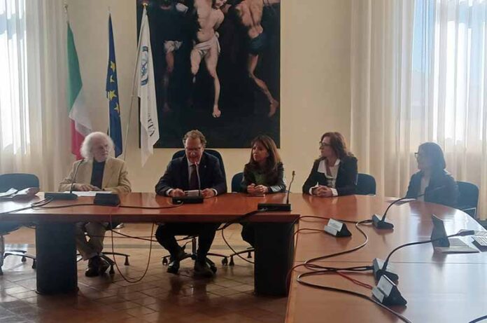 Presentazione all'unitus_cover