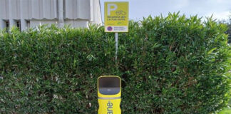 Poste Italiane, nell’ufficio di Farnese attivata la prima colonnina “Polis” per la ricarica di auto elettriche Colonnine Poste Italiane-Farnese