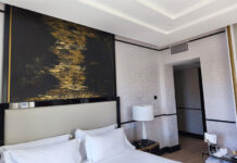 L'opera di Lidia Scalzo in una delle camere del Nobu Hotel di Robert De Niro