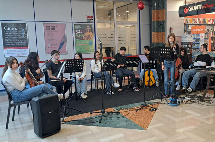 Tra le righe della festa