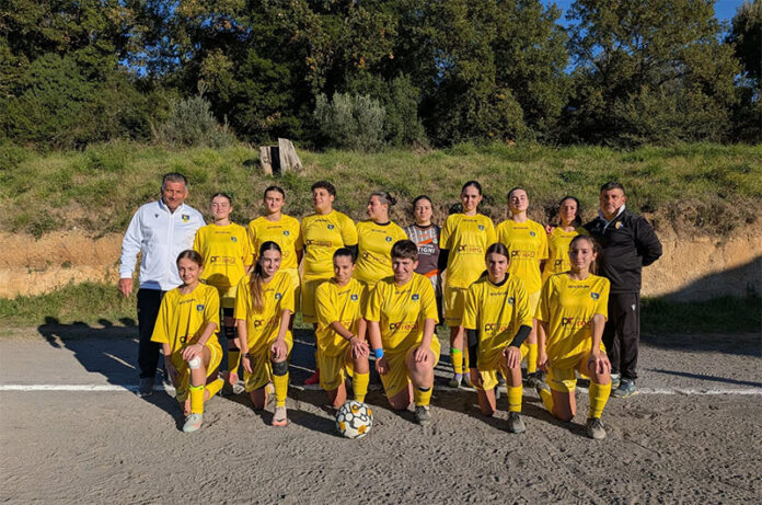 atlete dell’Asd Viterbo FC Under 17 e Krav Maga Tuscia - stage di difesa personale