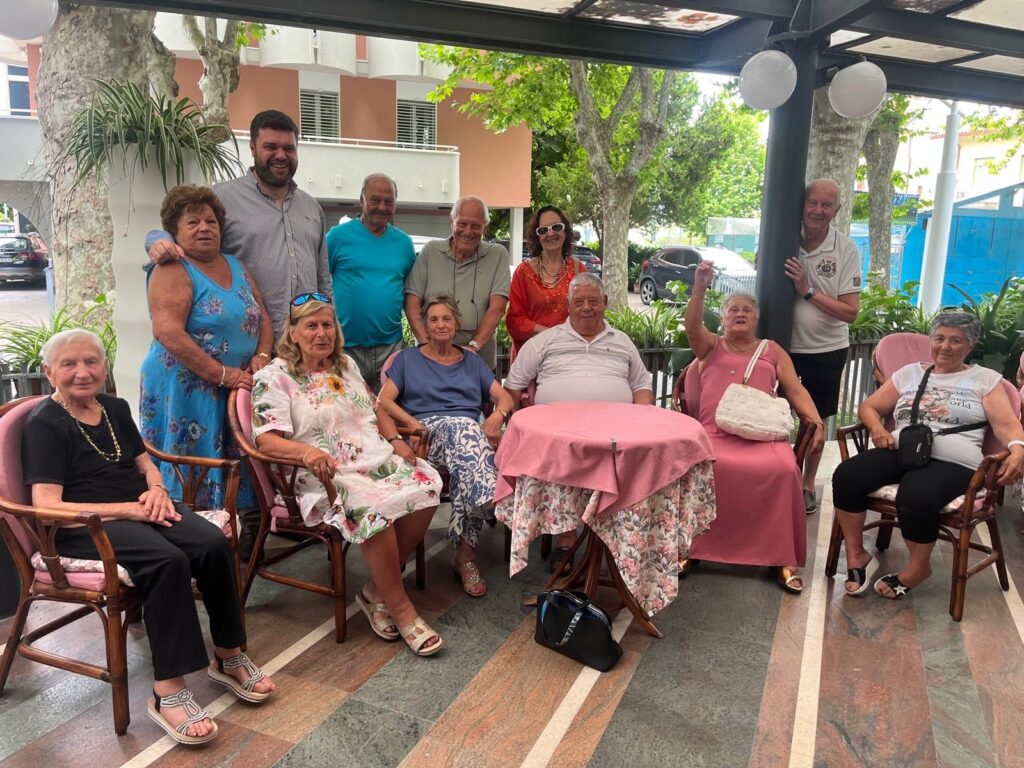 1af8abcd-71d9-4bef-8c73-0aeb44ae4553