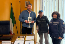 Enpa Viterbo dona un lettore microchip alla Polizia Locale di Celleno