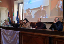 Ronciglione bandiera lilla