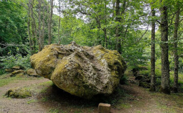 Sasso Naticarello o Rupe Tremante