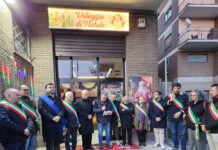 sindaci e virgili-inaugurazione villaggio di natale a capranica