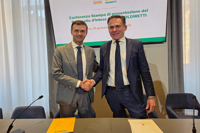 Il presidente Coldiretti, Ettore Prandini con Michele Conti, sindaco di Pisa e delegato agricoltura ANCI Il presidente Coldiretti, Ettore Prandini con Michele Conti, sindaco di Pisa e delegato agricoltura ANCI