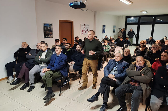 Massimo Cumbo in visita alla sezione viterbese dell’Associazione Italiana Arbitri