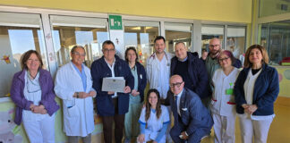Il Lions club Viterbo dona un rilevatore di vene professionale alla pediatria dell’ospedale Santa Rosa alla memoria del prof. Franco Maria Cordelli e del dott. Italo Arieti Lions club Viterbo dona un rilevatore di vene professionale alla pediatria dell’ospedale Santa Rosa
