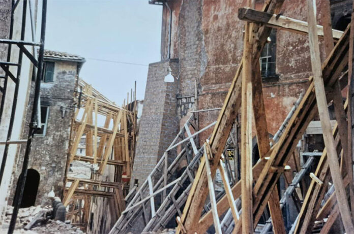 Terremoto Tuscania 1971