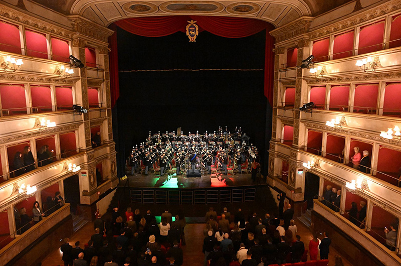 banda musicale dell'esercito Italiano all'Unione taccolta fondi