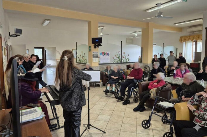 Coro San Faustino nel Concerto per la Pace a Villa Noemi