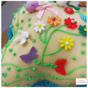 LOMBARDELLI - colomba decorata a mano (1)