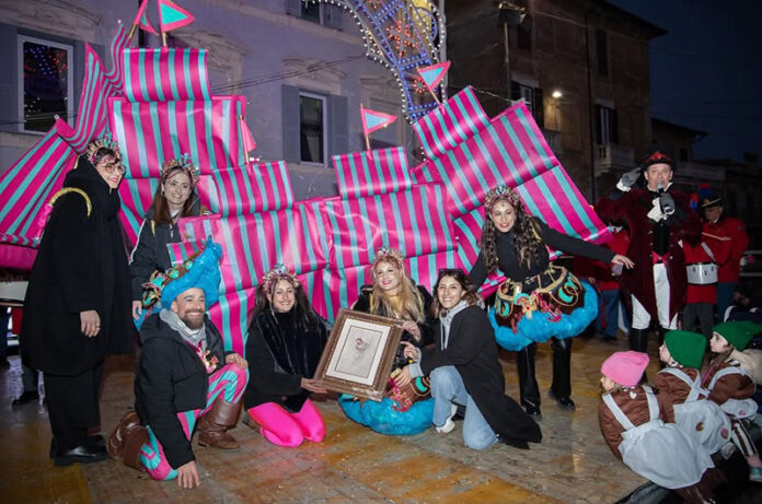 cover il cruppo vincitore-Mascherata Balla bà