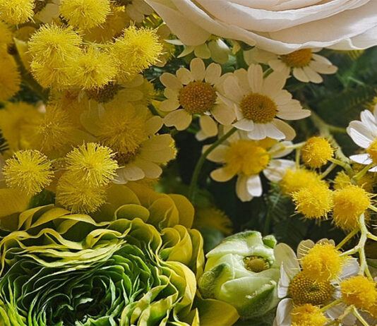 Weekend giallo donna, musei aperti, sfilata corsi di difesa personale, poesia, gioielli e ornamenti week 8 marzo by Officina dei Fiori di Federica Salomoni