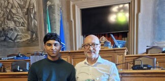 Balwinder Singh con il professor Gian Luca Manfredi