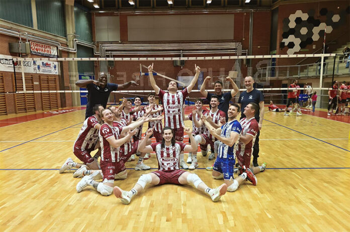 Maury's Com Cavi Tuscania