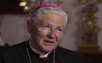 Vescovo Mons. Orazio Francesco Piazza