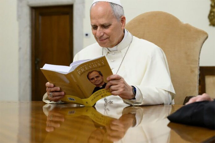 Papa Leone XIV-libro