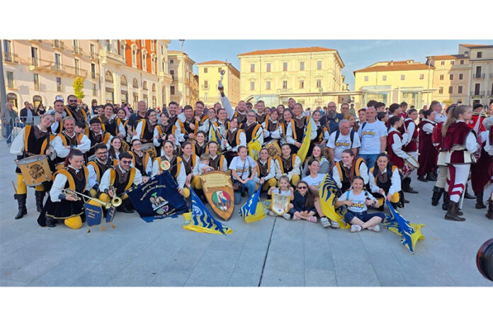 Sbandieratrici e Musici della Città di Viterbo