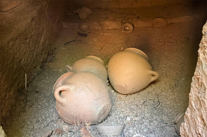 Barbarano Romano-Necropoli di San Giuliano, tomba risalente al VII secolo a.C.