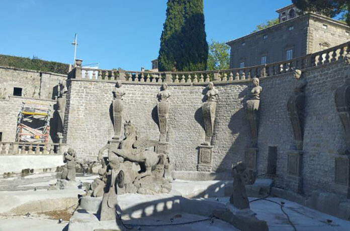 Fontana di Pegaso complessivo