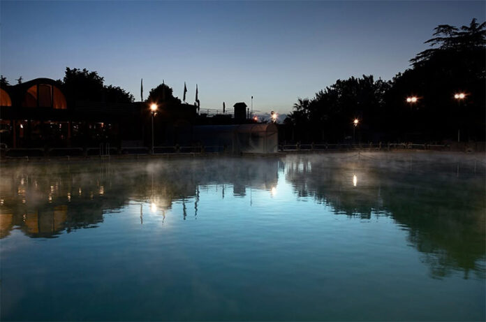 Terme dei Papi by night