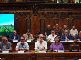Torna “Calici Diffusi”, l’evento che celebra l’eccellenza vinicola e culturale della Tuscia calici siffusi-tavolo a palazzo dei priori