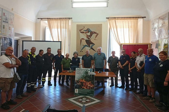 foto finale della presentazione campagna antincedio 2026