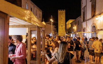 Tarquinia celebra i vent’anni del DiVino Etrusco: sette serate tra vino, cultura e storia dell’antica Etruria Aechivio_DiVino Etrusco 2025 (5)