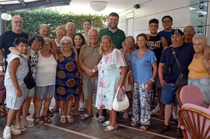 Bassano in Teverina-il sindaco Romoli in visita ai soci del Centro Sociale Agorà a Igea Marina