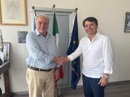Donazione straordinaria per il futuro della sanità della Tuscia: 2 milioni e mezzo di euro per il Laboratorio di genetica medica del Santa Rosa Enzo Facchini con Egisto Bianconi, direttore generale della Asl di Viterbo