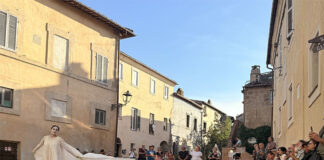 COORDINATE Festival torna a Calcata: quattro giorni di arti performative internazionali per la seconda edizione L'angelo-L.Kemp - Daniela Maccari- ph- Patrizio Bucci